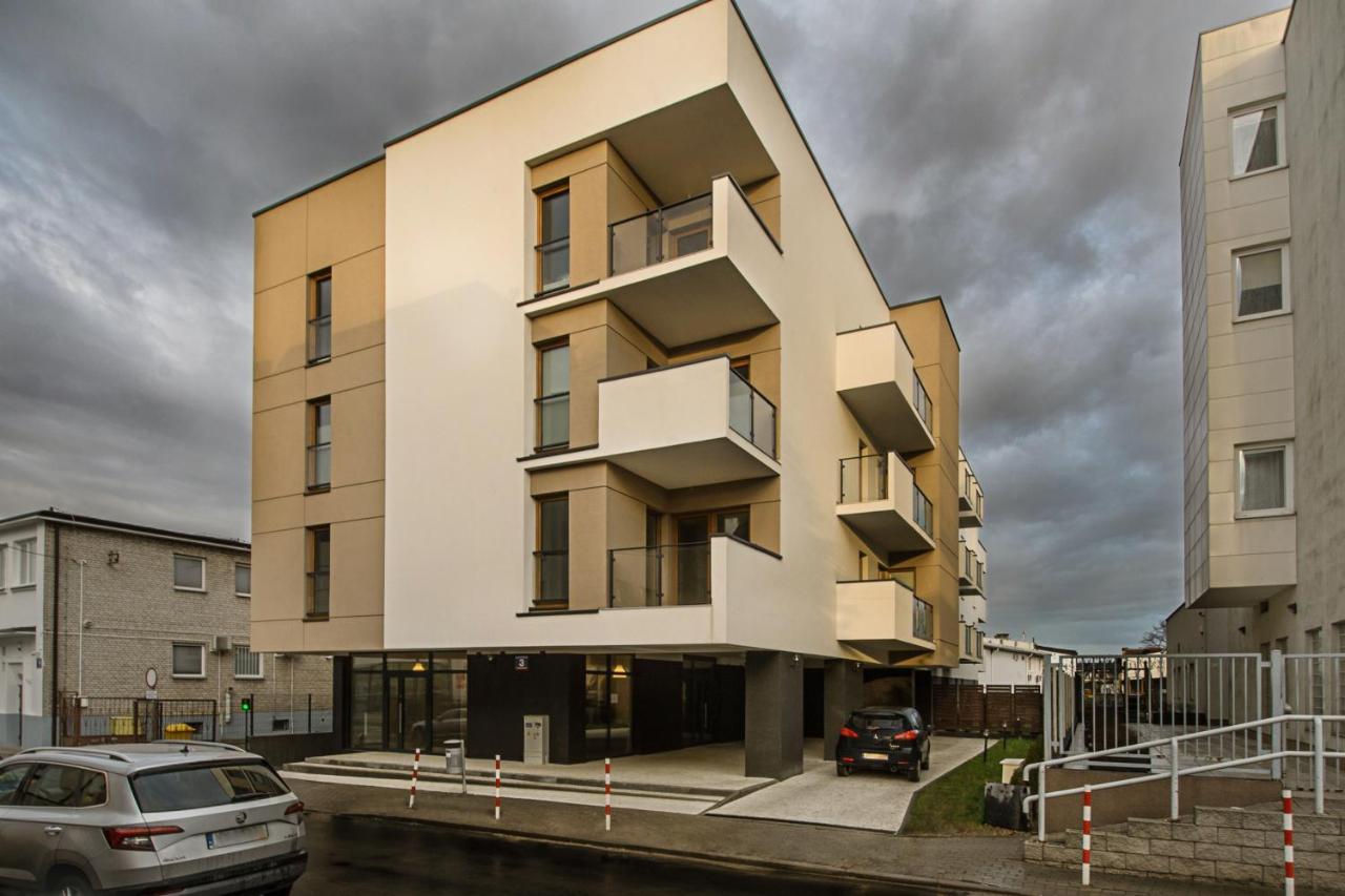 Apartamenty Centrum M - Komfortowe Noclegi ピアセチュノ エクステリア 写真