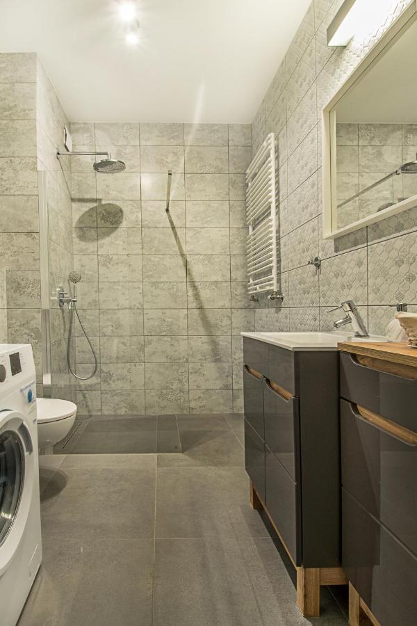Apartamenty Centrum M - Komfortowe Noclegi ピアセチュノ エクステリア 写真