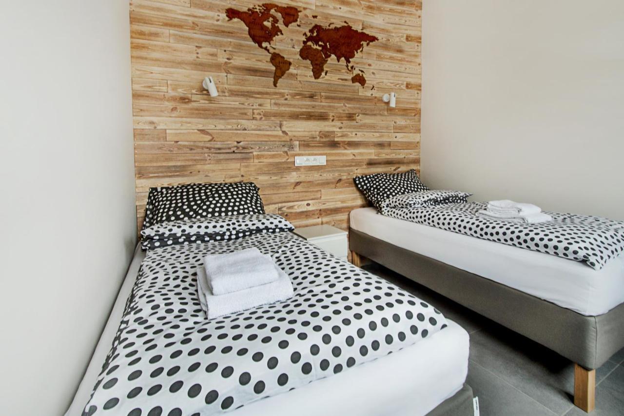 Apartamenty Centrum M - Komfortowe Noclegi ピアセチュノ エクステリア 写真